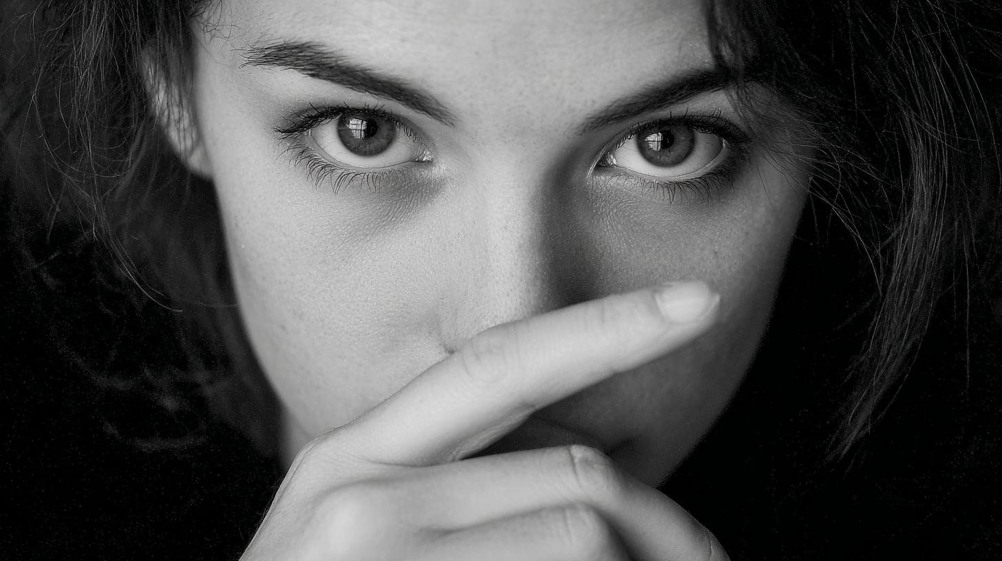 Jak poznat lháře? Těchto 5 znaků neoklamete. 3. Příliš mnoho nebo příliš málo detailů
